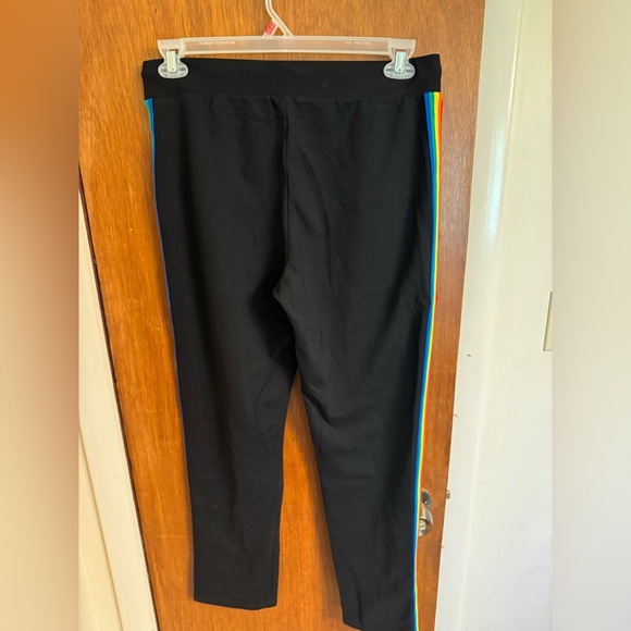 New without tags, size XL ladies leggings from Maze, black with rainbow stripes - Picture 2 of 7